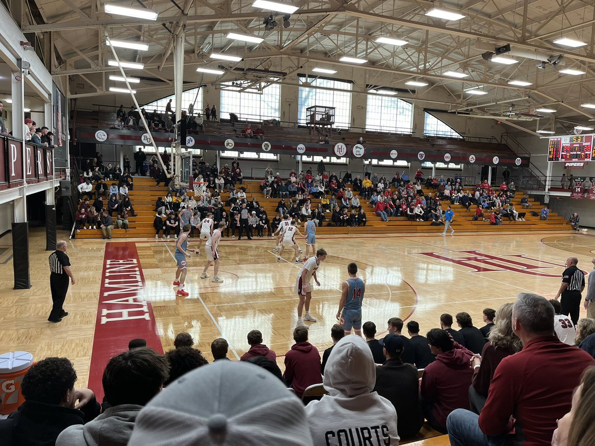 Great day supporting former player Mick Wherley and the Pipers as they took on St John’s. It was a great MIAC basketball game! #SaberNation Go Sabers!