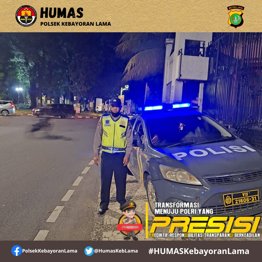 HumasKebLama's tweet photo. Patroli Kewilayahan pada malam hari dan Sambang Kamtibmas Oleh anggota patroli Polsek Kebayoran Lama, Memberikan Himbauan Kamtibmas dan Mensosialisasikan Call Center Polri 110.(Bebas Pulsa) https://t.co/E2f2WBiwXc