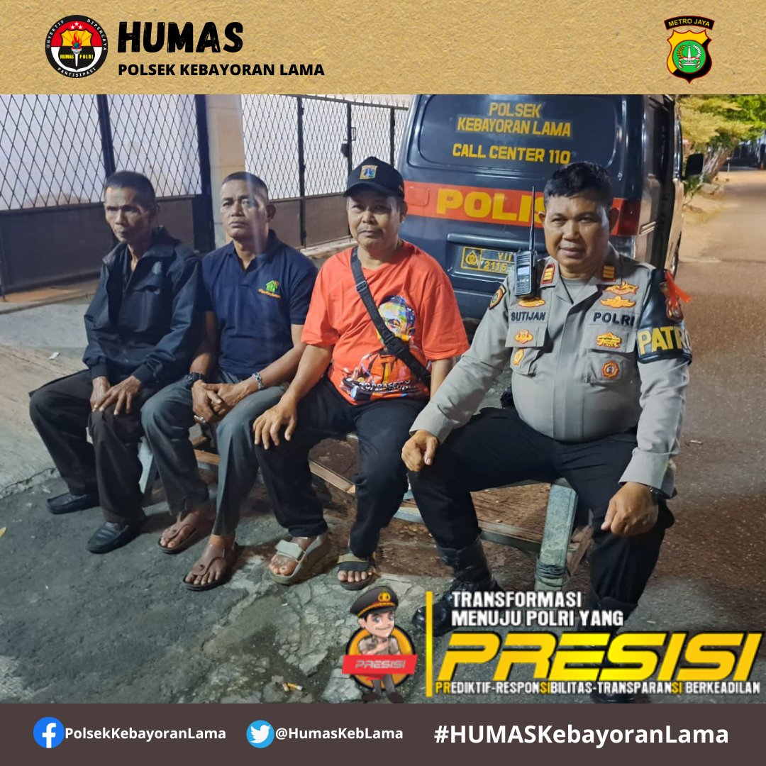 HumasKebLama's tweet photo. Patroli Kewilayahan pada malam hari dan Sambang Kamtibmas Oleh anggota patroli Polsek Kebayoran Lama, Memberikan Himbauan Kamtibmas dan Mensosialisasikan Call Center Polri 110.(Bebas Pulsa) https://t.co/OPlnW8twAo