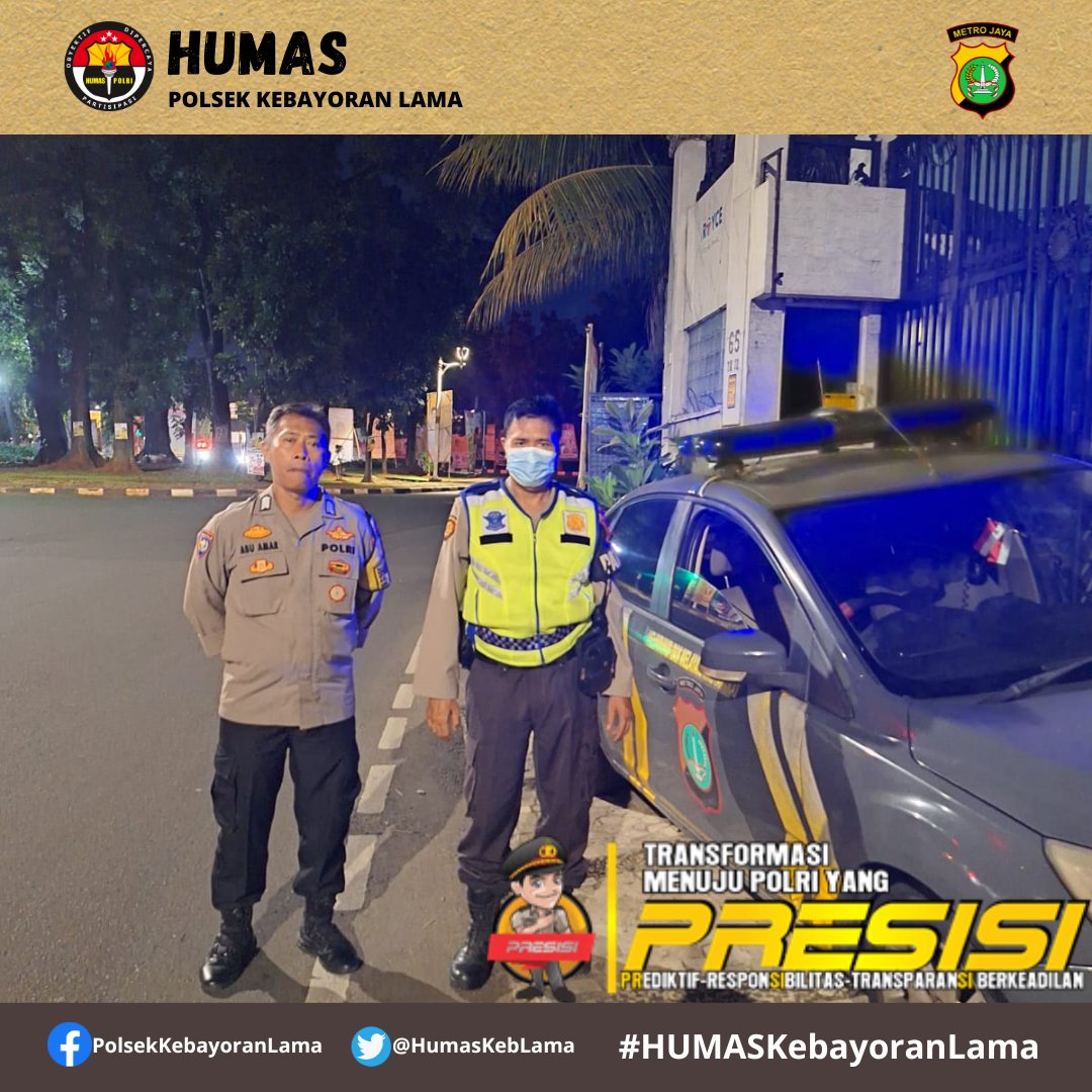 HumasKebLama's tweet photo. Patroli Kewilayahan pada malam hari dan Sambang Kamtibmas Oleh anggota patroli Polsek Kebayoran Lama, Memberikan Himbauan Kamtibmas dan Mensosialisasikan Call Center Polri 110.(Bebas Pulsa) https://t.co/q80HBoeN9m
