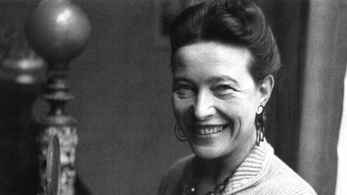 “No creo en el eterno femenino, una esencia de mujer, algo místico. La mujer no nace, se hace”. Simone de Beauvoir #Fuedicho