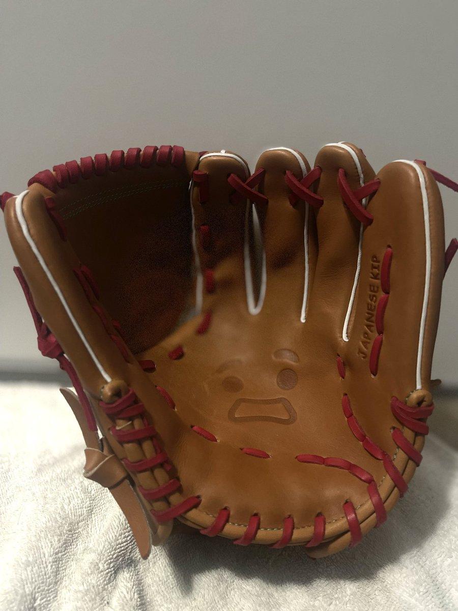 Do you know the Muffin Man?

Maddox “the Muffin Man” Carter is excited to take the mound this season for the Nebraska Braves with his custom “Gingy” by @GoinYardGloves.  Goin Yard makes the finest, best looking gloves around.  Check them out!

#customgloves #baseball #usssa…