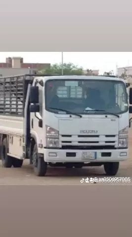 نقل عفش داخل وخارج الرياض مع فك وتركيب غرف نوم ومكيفات ومطبخ هاتف ٠٥٠٦٩٥٧٠٠٥