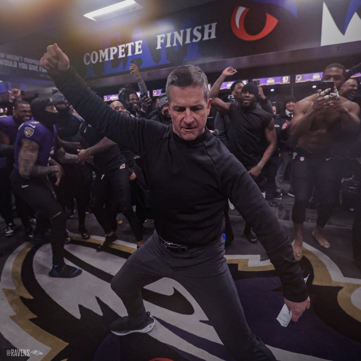 Ravens's tweet image. COACH 😂😂😂