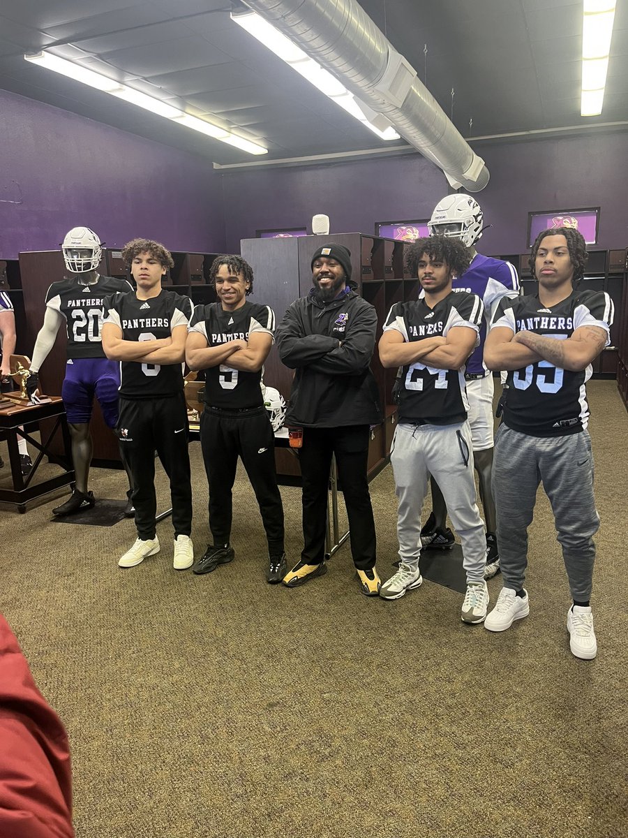 Devin Davis-Conti tweet media