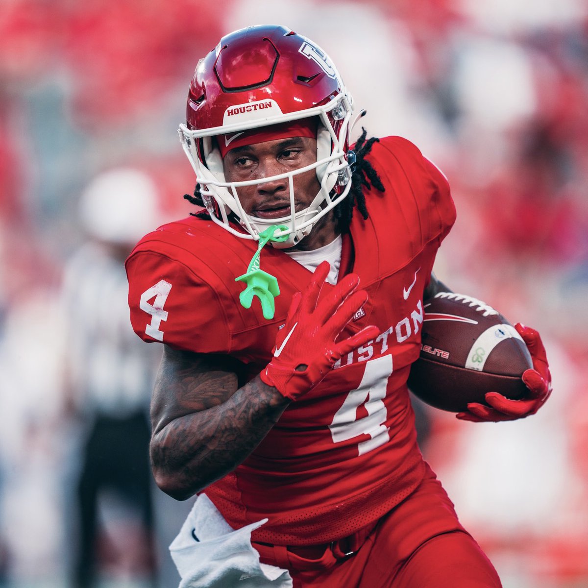 JabariMack7's tweet photo. After a great conversation with @j_wayne3 I’m honored to be offered by the @UHCougarFB Go Coogs! @coachscott20023 @coachboyneDHS @DestrehanHighFB @samspiegs @WillTurboff @BDammone @MikeRoach247 @JeritRoser @Julie_Boudwin @PrepRedzoneLA @LAvsAllYall @G_Sportz @TheUCReport https://t.co/XRWB8UtWgD