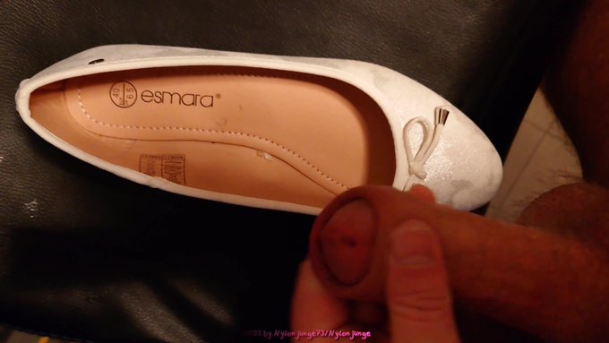 📢Introducing my new video!🎥  🤩 Horny for Worn Ballerinas 🤩[2160p]  👉https://t.co/mQwLkJLB5W👈  @faphousecom<a href="/tag/closeup"class="tags"><span>#closeup</span></a><a href="/tag/german"class="tags"><span>#german</span></a><a href="/tag/fetish"class="tags"><span>#fetish</span></a><a href="/tag/masturbation"class="tags"><span>#masturbation</span></a><a href="/tag/solo"class="tags"><span>#solo</span></a><a href="/tag/cumshot"class="tags"><span>#cumshot</span></a>