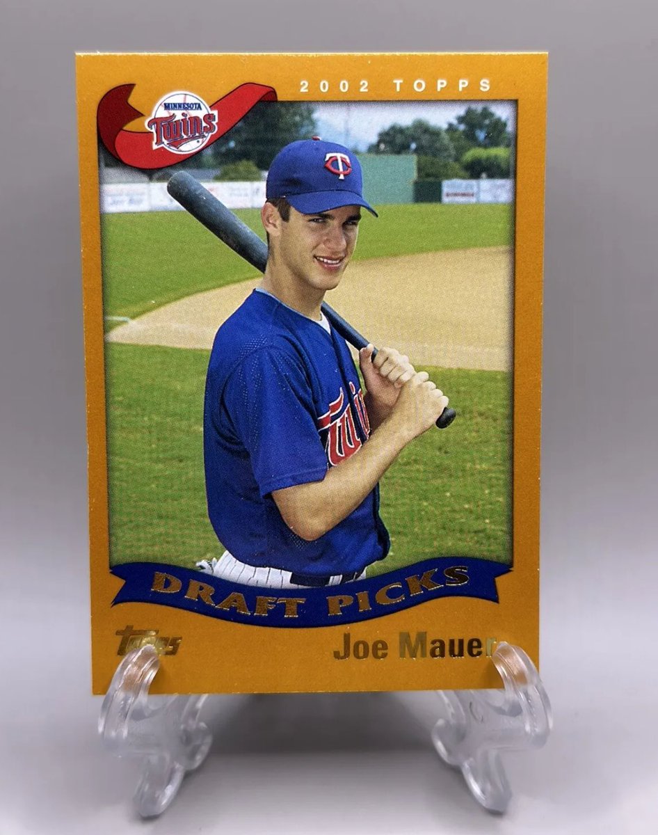 On Tuesday, #MNTwins legend Joe Mauer will become a first ballot Hall of Famer. RT for a chance to win his 2002 @Topps rookie card. Must be following to be eligible.