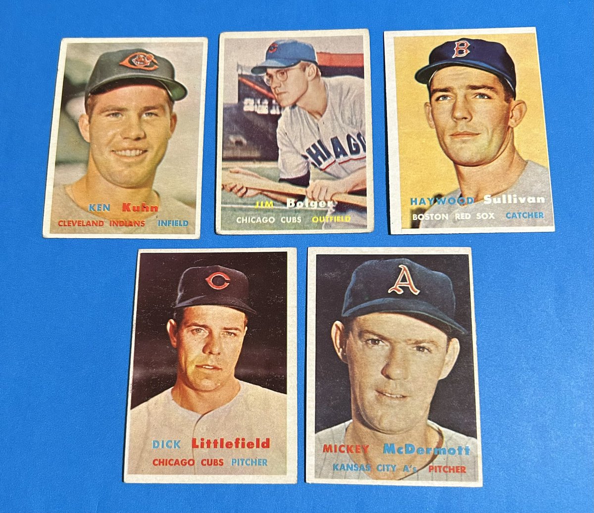 sportsguy_TO's tweet image. Mail day 3.0. Five fantastic &apos;57s thanks to a great deal by @billrieder and of course he accompanied the cards with a great note as always. Bill is one of the good dudes in the hobby. Thanks Bill. #57Topps #Setbuilder