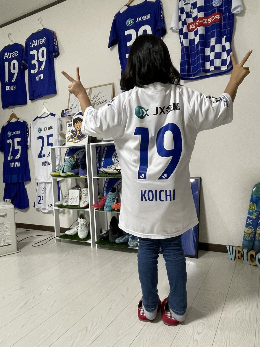 #水戸ホーリーホック　#村田航一　選手
にご来店いただきました☆
2023シーズン実使用アウェイユニフォームありがとうございました😊