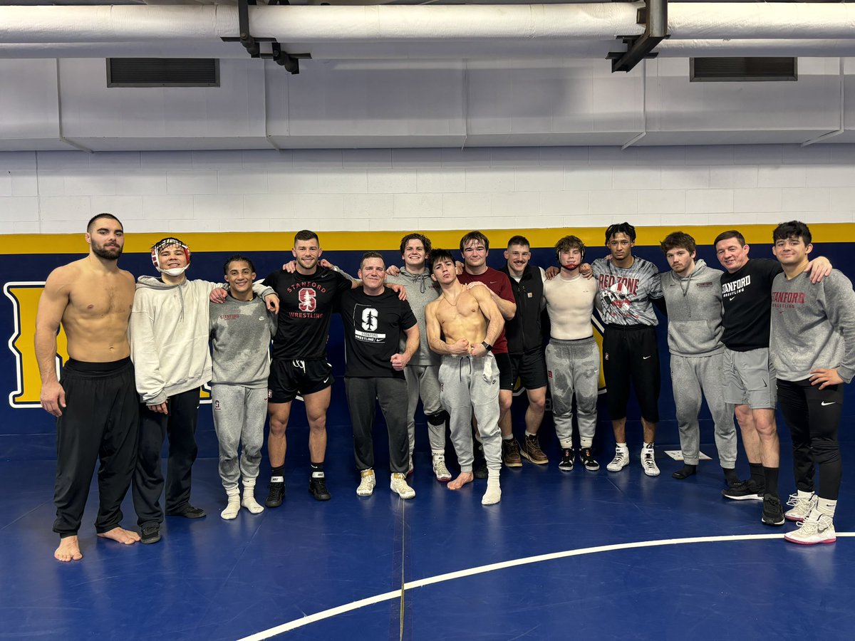 Seangray141's tweet image. 🌲SQUAD😤 So blessed to meet up with these guys and can’t wait to scrap tomorrow! GO CARD! @CardWrestling #LevelUp #GoldRush💰
