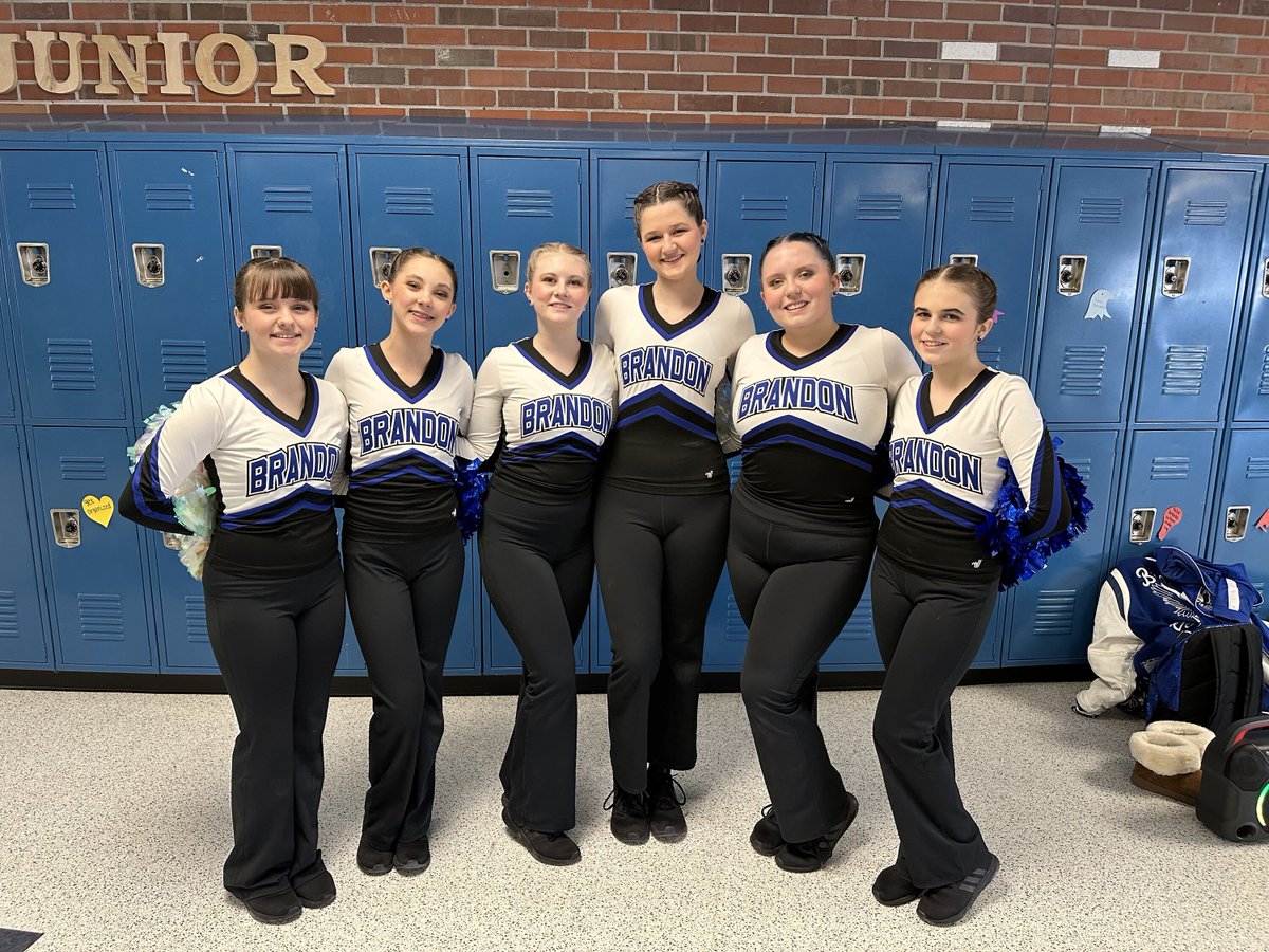 BSDschoolnews's tweet photo. Brandon High School’s Varsity Pom Team competed at the Mid American Pompon regional competition and qualified to move onto the state championships! 

Wish them luck as they prepare to compete at Eastern Michigan University on February 11th! https://t.co/qVeZTby0SP
