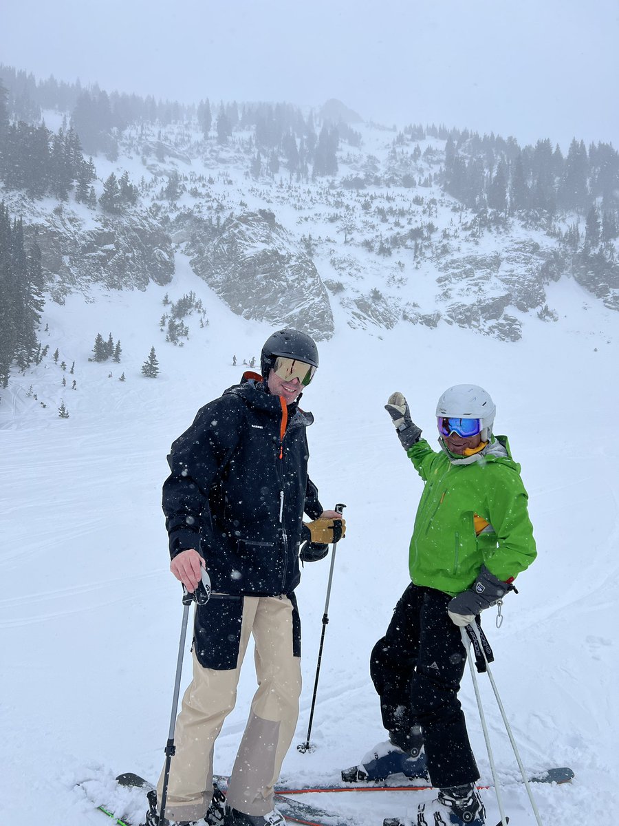 willholt's tweet photo. Couloir skiing https://t.co/Qbt5SXSIzI