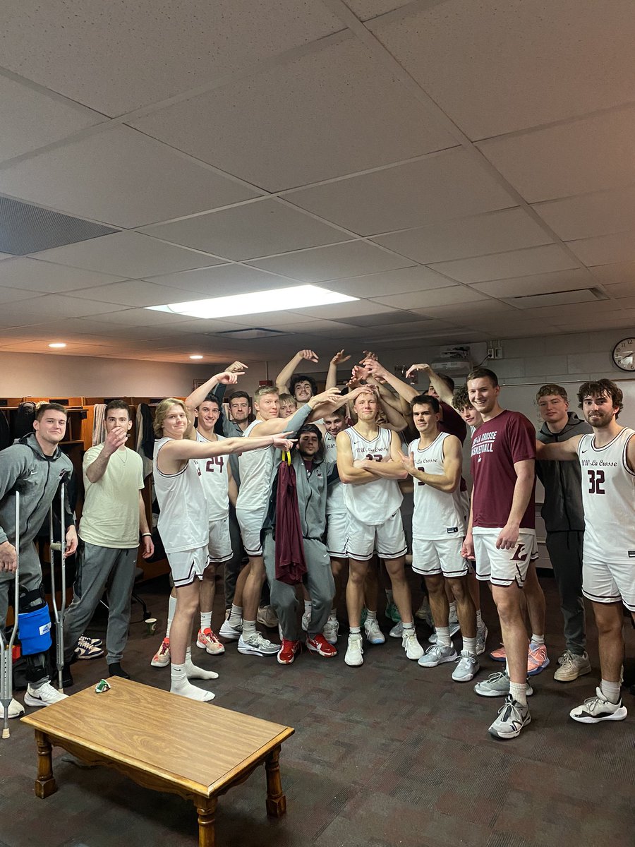 Congrats to Sophomore, Griffin Ginder for winning the Blue Collar Hard Hat Award in tonight’s home victory over Eau Claire!! This is Griff’s first hard hat of the season!! #TAG #GoEagles 🦅🏀