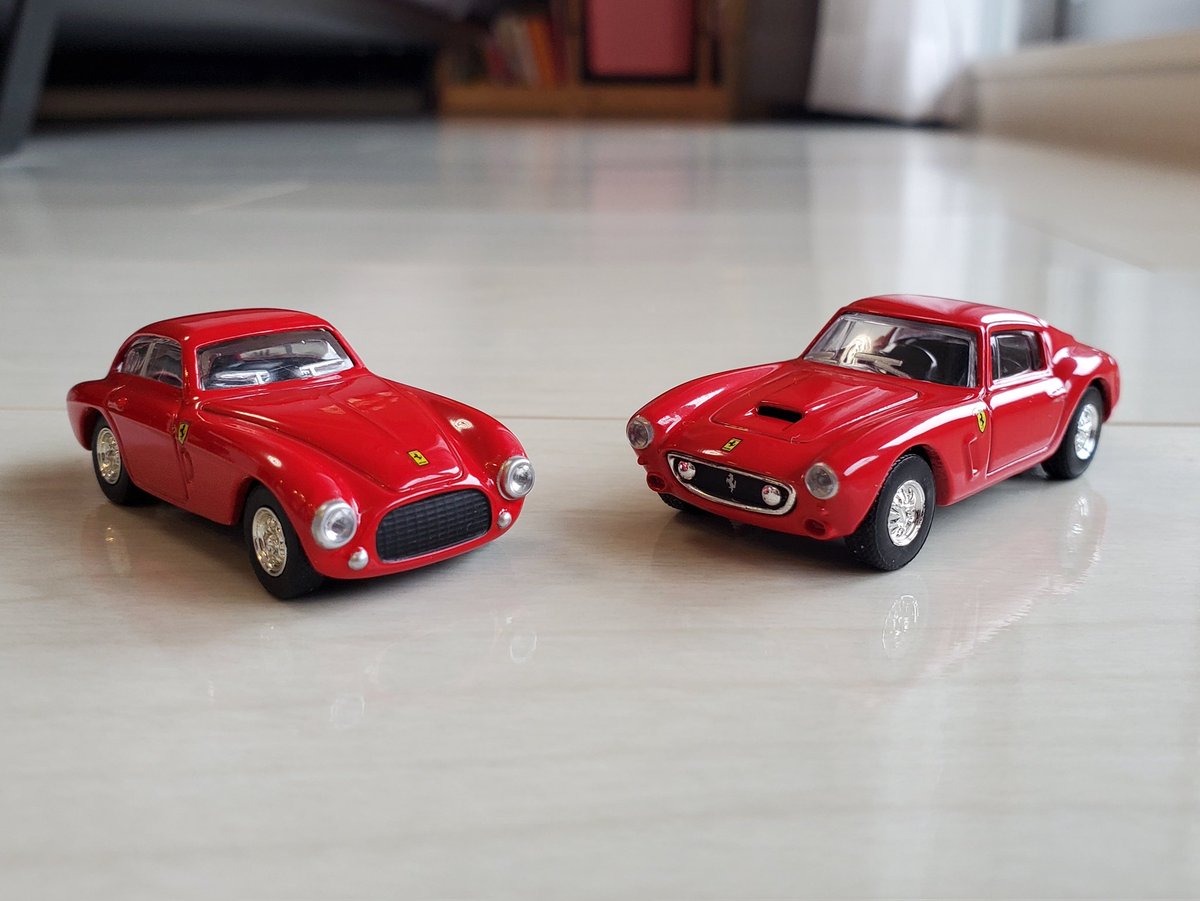 realtweetsended's tweet photo. 昨日は娘とフェラーリのミニカー作りました🚗ボディはスチール製で本格的です。ミニドライバーもついていて…作った後、走らせて遊びました👍
#Ferrari166MM
#Ferrari250GTSWB
#DyDo https://t.co/xfhuvLEXQ7