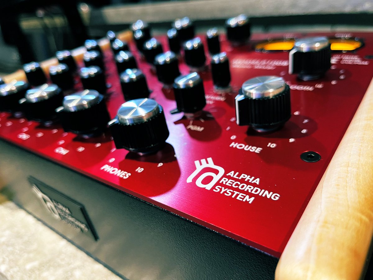 R_CHIN's tweet photo. 美しい😍
かわいい😍
#alpharecordingsystem #model9100 https://t.co/5SIWfbw73B