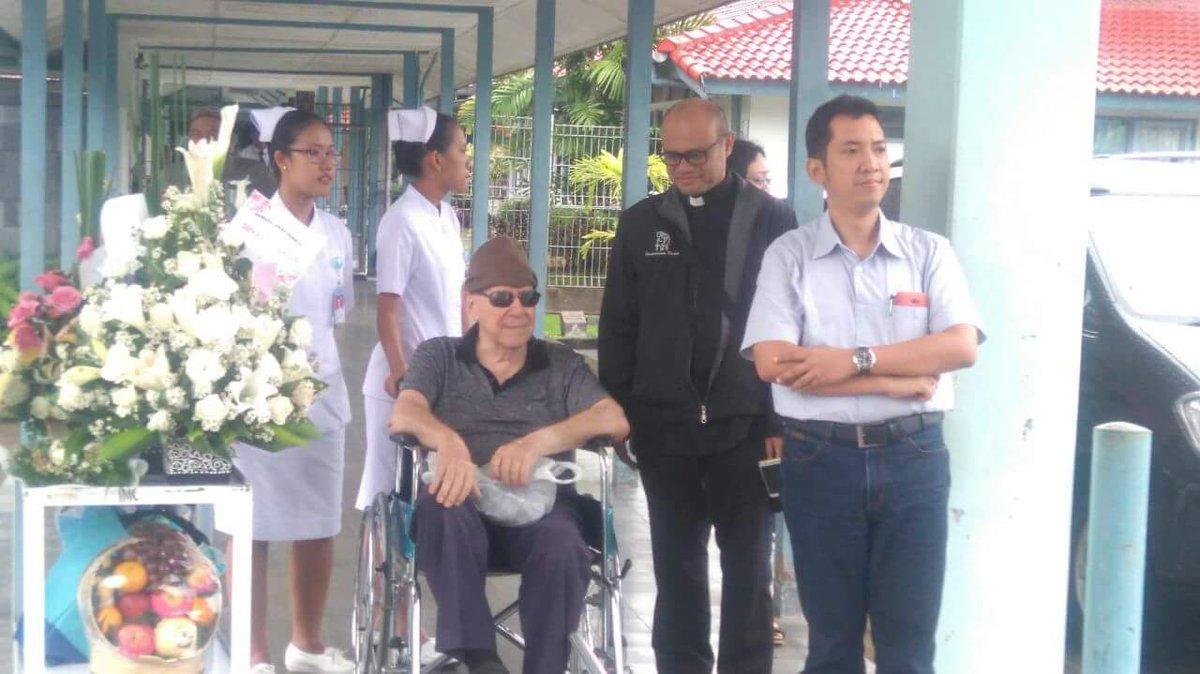 JostKoko's tweet photo. REQUIESCAT IN PACE
Romo Karl Edmund Prier, SJ.
Minggu, 21 Januari 2024
Pukul 00.40 wib
di. RS Panti Rapih Yogyakarta

Informasi selengkapnya menunggu kabar dari Pastoran Komunitas SJ Jl. Bener. https://t.co/aFfpDZKbVd