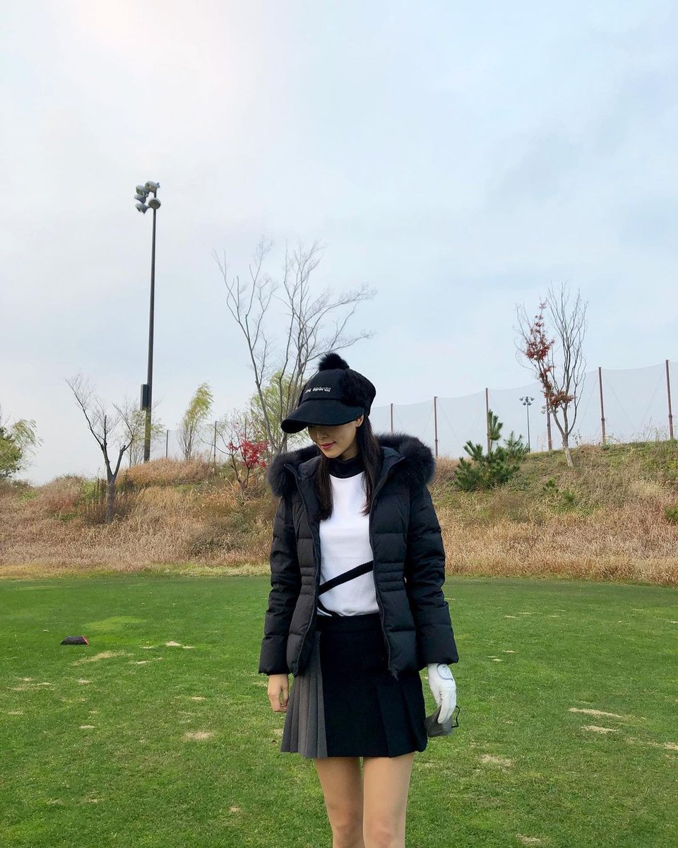 꽃밭 햇살캐고 애초에 자기 감정도 똑바로 못 얘기하는 사람들은 굳이 눈치를 봐야 할 정도의 지위를 획득하지 못함