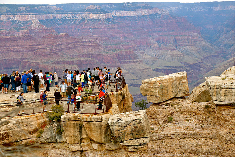 JakeCarmack07's tweet photo. Possessing the famous giant mountain Grand Canyon, Grand Canyon National Park easily conquers those who love magnificent nature. Visiting here, American tourists will be overwhelmed by the Colorado River winding around the giant mountain range. https://t.co/u59WM7UVLv
