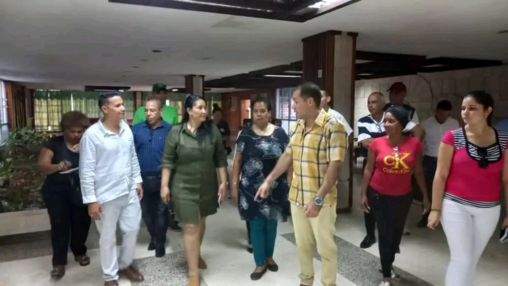 <a href="/YudelkisOrtizB/">Yudelkis Ortiz Barceló</a> <a href="/DiazCanelB/">Miguel Díaz-Canel Bermúdez</a> <a href="/CNCTVGranma/">CNC TV Granma</a> <a href="/lademajagua/">La Demajagua</a> <a href="/DrRobertoMOjeda/">Dr. Roberto Morales Ojeda</a> <a href="/PartidoPCC/">Partido Comunista de Cuba</a> #ProvinciaGranma en Marcha Indetenible
#CubaPorLaSalud 
#EstaEsLaRevolución <a href="/DiazCanelB/">Miguel Díaz-Canel Bermúdez</a> <a href="/YudelkisOrtizB/">Yudelkis Ortiz Barceló</a> <a href="/DrRobertoMOjeda/">Dr. Roberto Morales Ojeda</a> <a href="/JLBrocheLorenzo/">Jorge Luis Broche Lorenzo</a> <a href="/MMarreroCruz/">Manuel Marrero Cruz</a> <a href="/japortalmiranda/">José Angel Portal Miranda</a> <a href="/DtoraDpsGranma/">𝖄𝖊𝖑𝖊𝖓𝖎𝖘 𝕰𝖑𝖎𝖆𝖘 𝕸𝖔𝖓𝖙𝖊𝖘</a> <a href="/YanetsyTerry/">Yanetsy Terry Gutiérrez</a>