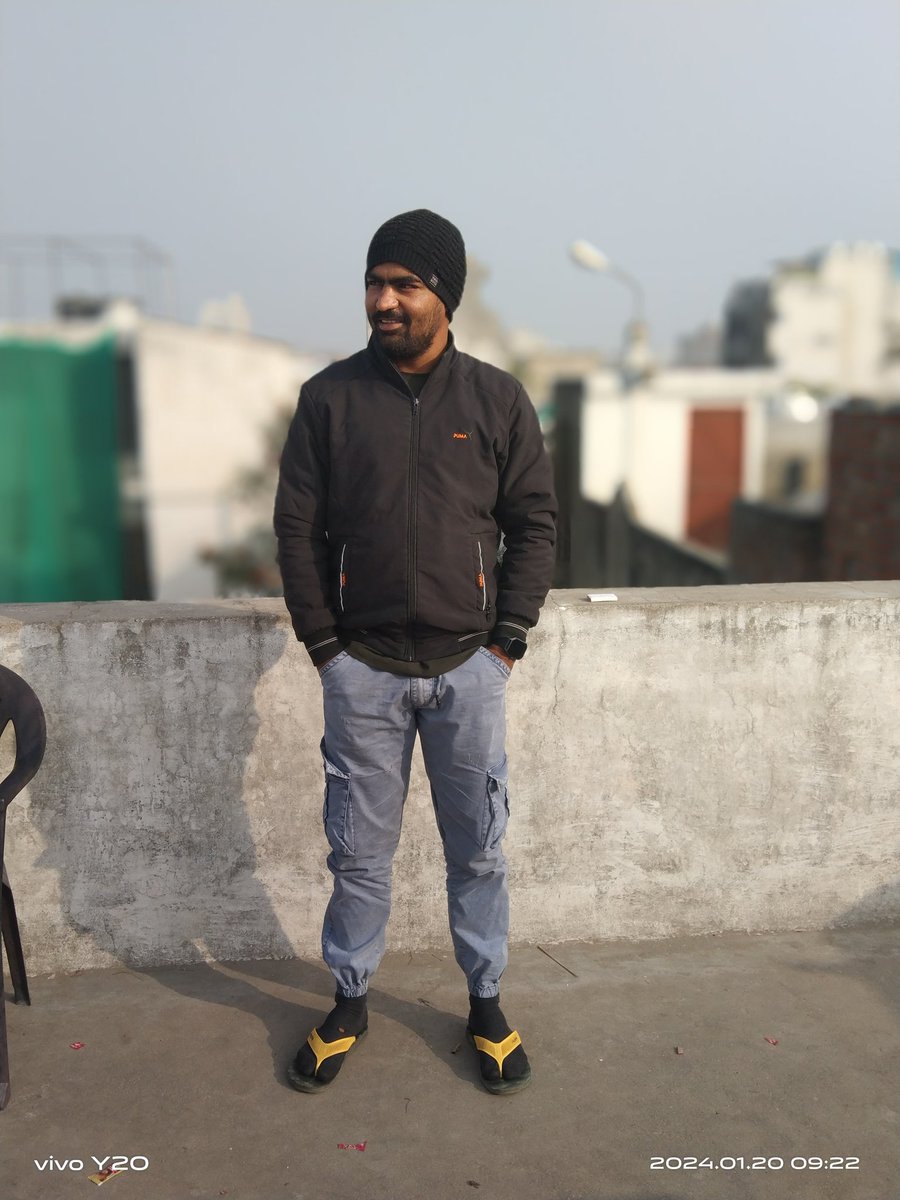 42Aala's tweet photo. Jaipur me kon kon rahta h comment kare #jaipurpg#roomrent#roommate#roompartner#coaching#springboard#kalamacadmy#utkarshjaipur#dristyias https://t.co/Aat25Hdtl7