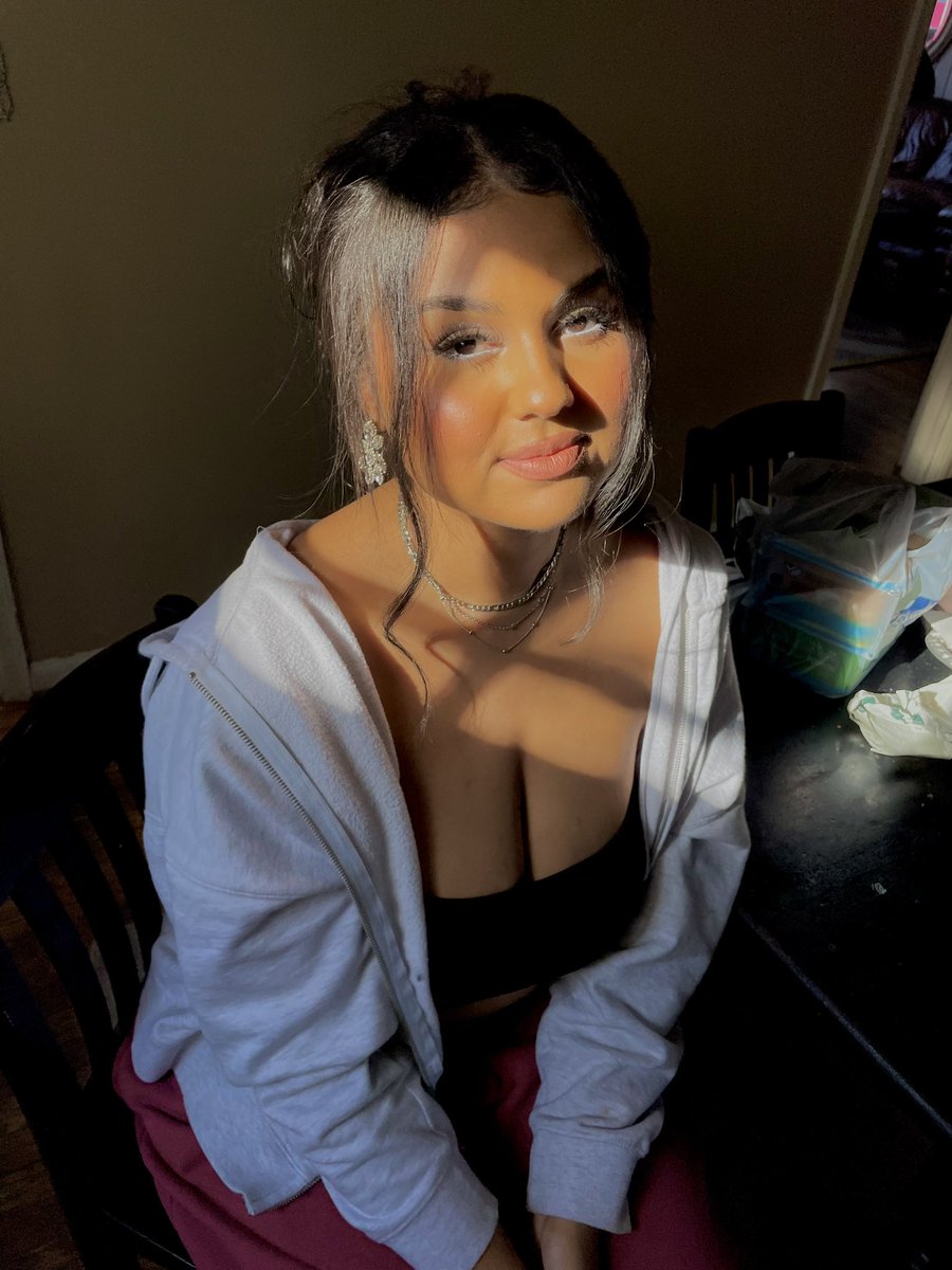 thtgrlbrooklynn's tweet photo. ✨👼🏾🌸✨🧚🏾‍♀️😌 https://t.co/EYRANdwEYn