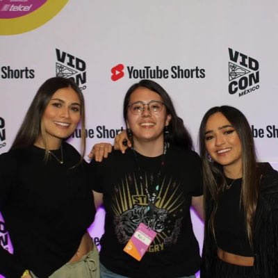 cachfer's tweet image. #NuevaFotoDePerfil familia feliz &amp;lt;3