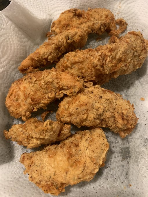 Cw food Fried chicken postin https://t.co/wec1Wjc96h
