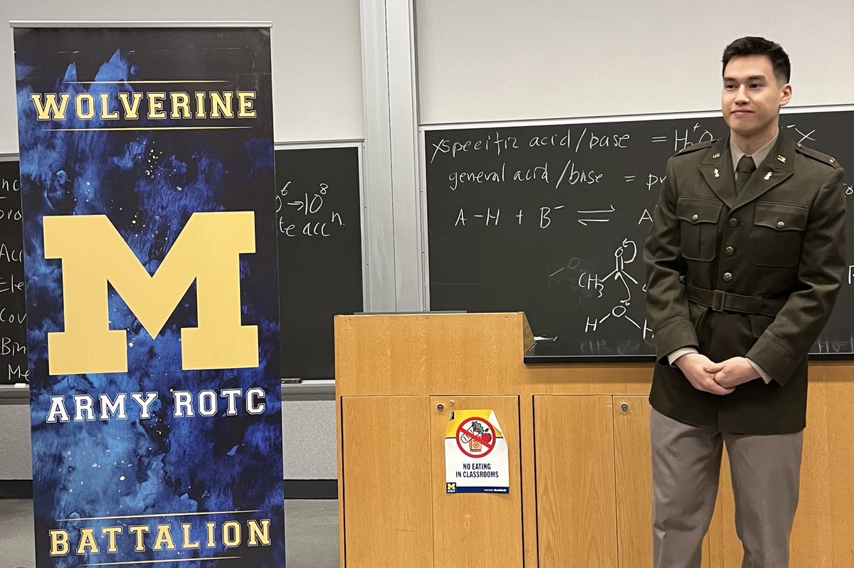 umicharmyrotc's tweet image. Congratulations 2LT Shane Yamco! Good luck on your path Leading the Best for our nation! #leadersandbest #goblue #armyrotc #7bde_rotc