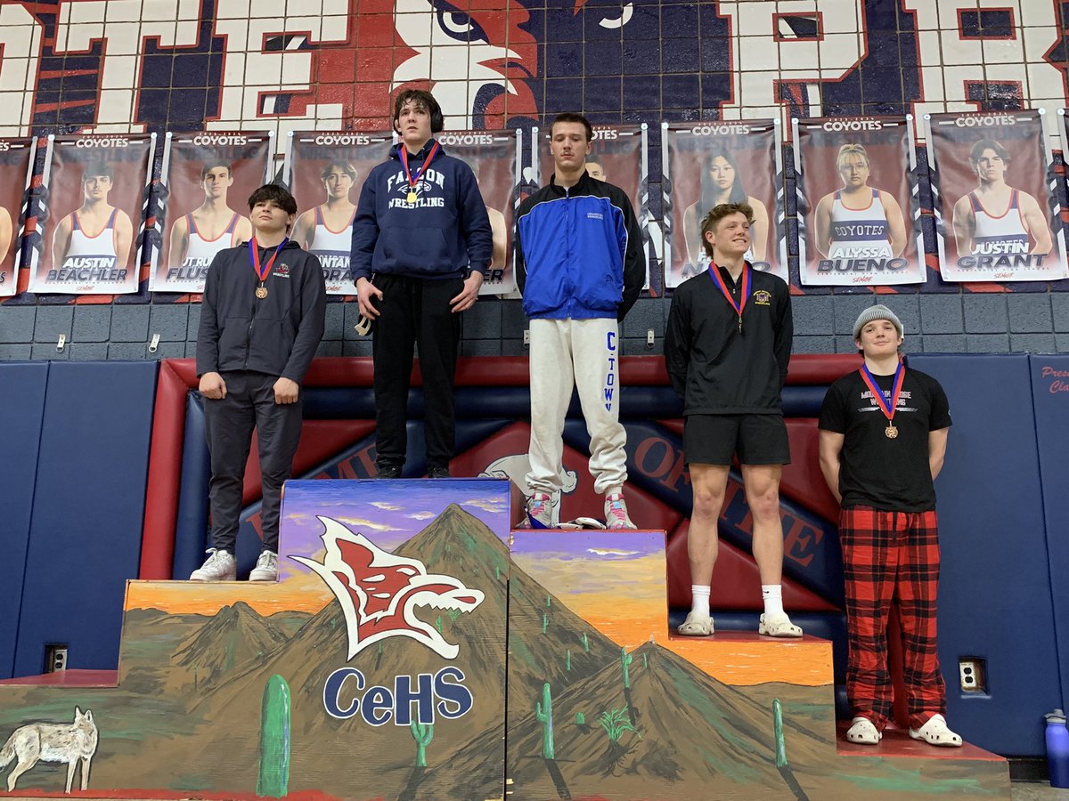 Congratulations Eddie Malatin, 2nd place at the 2024 Brad Jones Pack Invitational. #SOC @SOC_CHSWOLVES @GMilbrandt_CHS @CUSDAthletics @ChandlerUnified