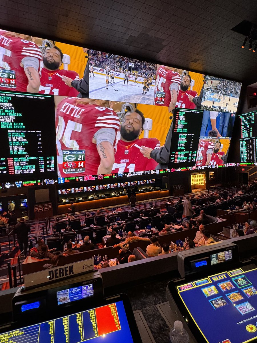 @LasVegasLocally Having Fun at World’s Largest Sportsbook @CircaLasVegas