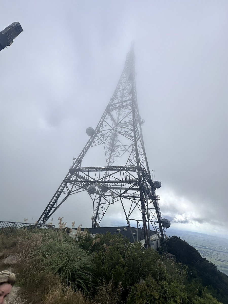 DAVY_ENGRAVERS's tweet photo. Made it #mttearoha #maunga #weekendhikes #getoutside https://t.co/b2E81Ql2kK
