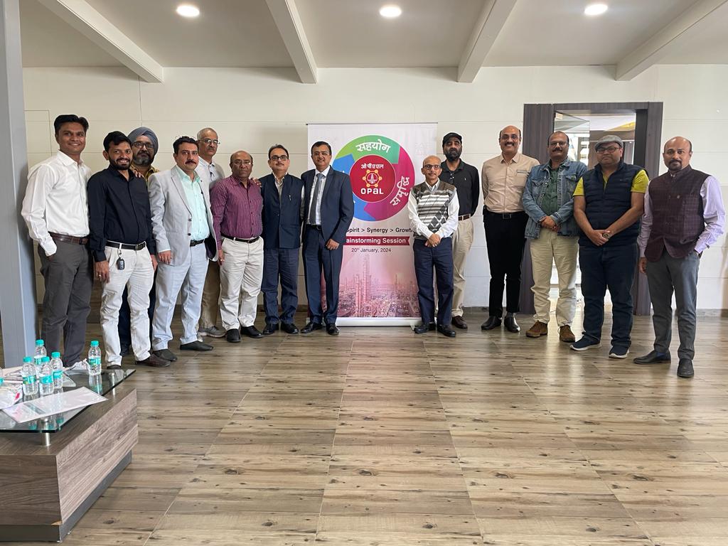 OpalIndiaIn's tweet photo. Embracing Team #Spirit, Igniting #Synergy, and Fostering #Growth!
The top minds of #OPaL converged in a dynamic #brainstormingsession, pooling their collective #brilliance to navigate current challenges & chart a course for future #prosperity!
#OPaLLeadership #TeamOPaL #OPaLian https://t.co/NJM2dod6L8