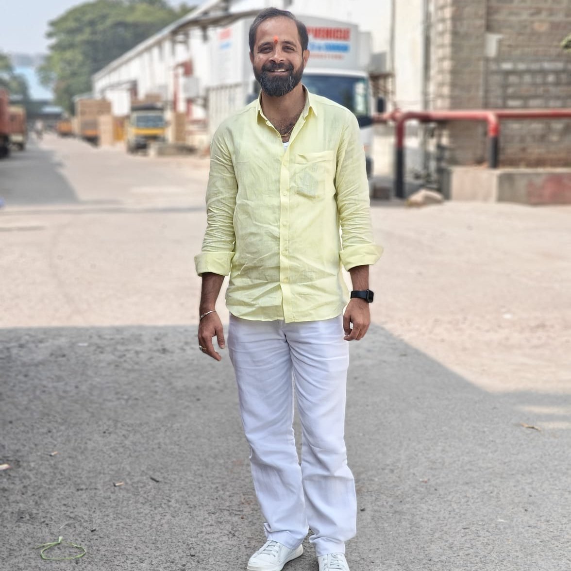 karipeanilkumar's tweet photo. #NewProfilePic https://t.co/UWP55ukbHj
