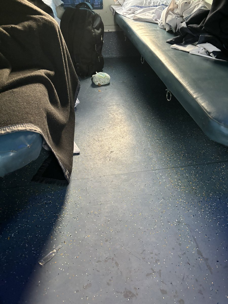 amitpmt's tweet photo. Clean India mission is failing
Train 22932- Bandra SF 
Diaper with potty, dinner plates, dirt on the floor for whole night. Apathy of Attendant, cleaning staff neither comprehend / interested to address @AshwiniVaishnaw @raosahebdanve @PMOIndia @SwacchaBharat @IndianRailMedia https://t.co/VwrgVgLzvV