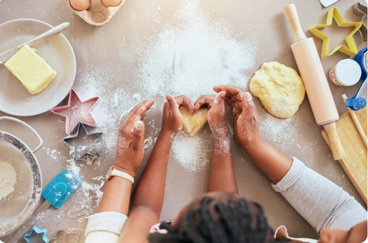 Chef Diamond and Friends will visit Fuller on Tuesday, January 23 from 2:30-3:30. Parents come mix it up with your little one and other parents as our Pre-K scholars learn to make a healthy and delicious dish. #FalconsSoar#WeRisetoSoar <a href="/MeetChefDiamond/">Chef Diamond and Friends</a>