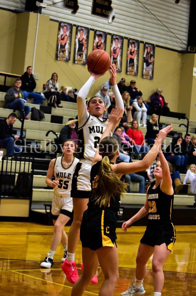 JKassanavoid08's tweet image. Freshman season going strong! 13-0! #notoveryet #stillhaveworktodo #23 💖