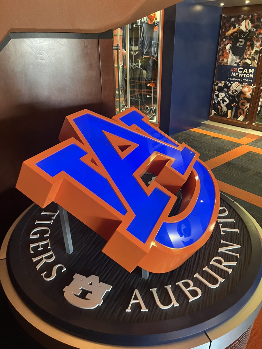 had a great time competing at auburn university baseball showcase
<a href="/AuburnBaseball/">Auburn Baseball</a> 
<a href="/OHSBaseball__/">Oakleaf High Baseball</a>