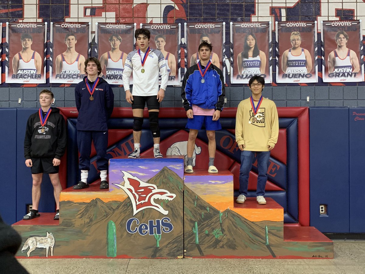 Congratulations Travis Cardenas, 2nd place at the 2024 Brad Jones Pack Invitational. #SOC @SOC_CHSWOLVES @GMilbrandt_CHS @CUSDAthletics @ChandlerUnified