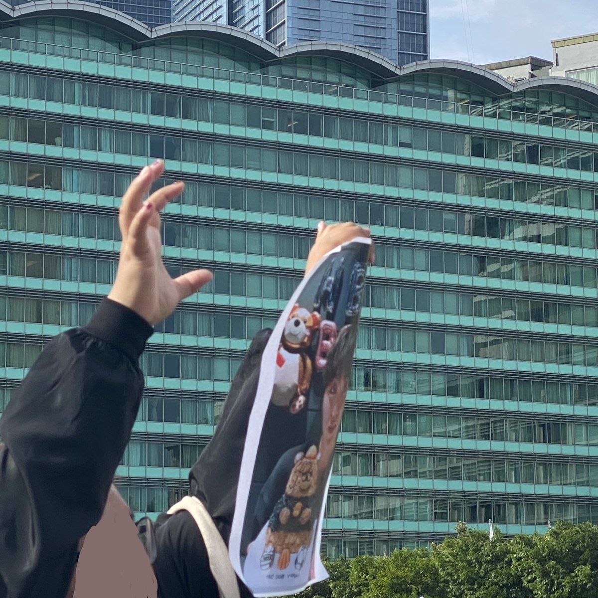 sassaong_'s tweet photo. super duper fun🥰💖 #RunToBoo @pledis_17 https://t.co/4VV5jFbPFW