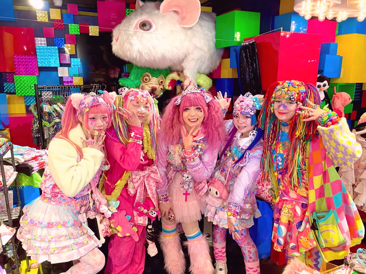 6%DOKIDOKI HARAJUKU (@6dokidoki) / X