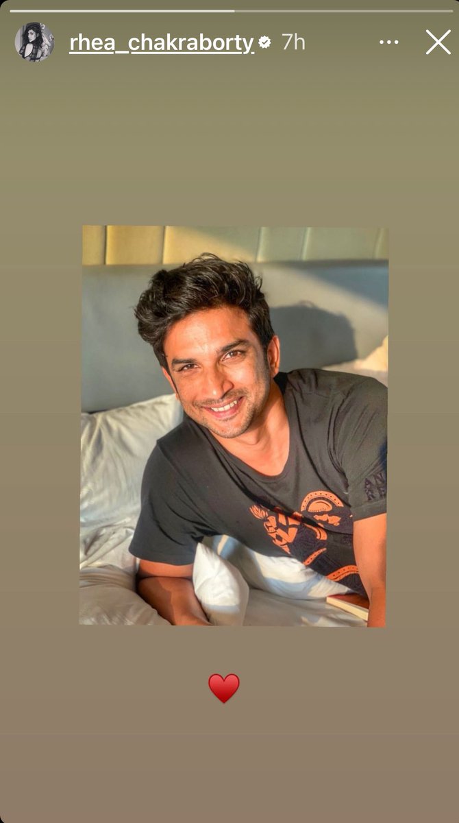 Drama Queen Rhea On Sushant Day

Iski M*** Ki 😡