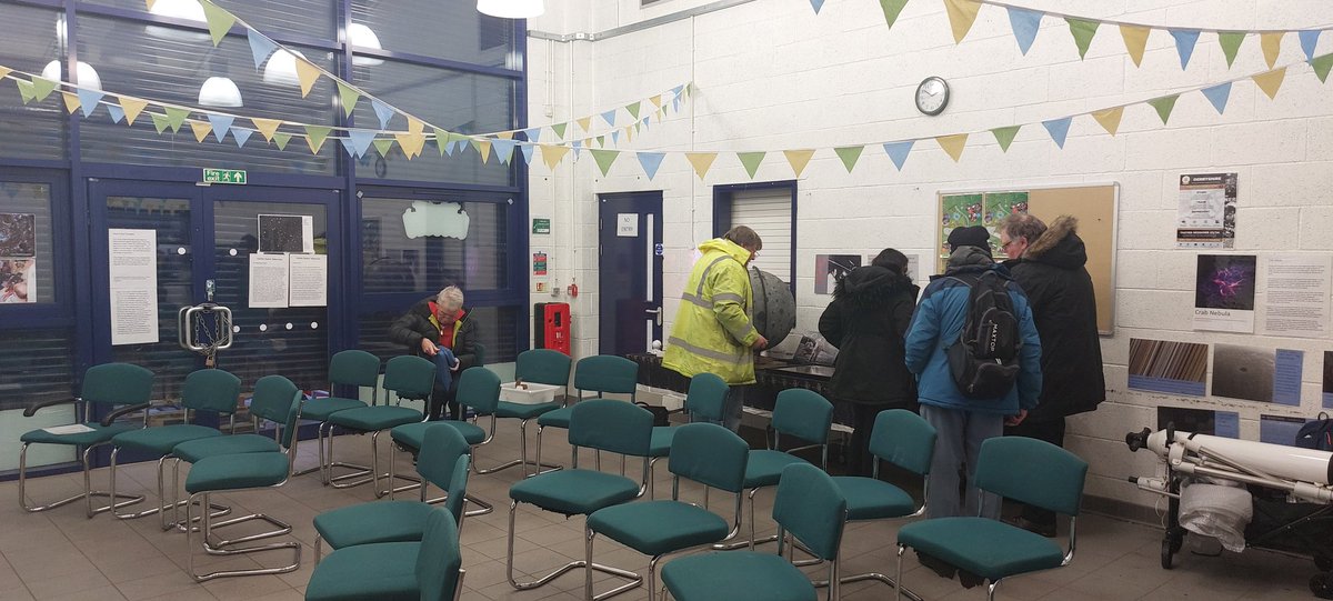 AstroDerby's tweet photo. Great night, despite the weather letting us down at Alvaston Park in Derby last night! Thank you to @alvastonparkfri for the invite! Remember, you can check when we have our observing nights throughout the year on our website. #Derby #Derbyshire #stargazing https://t.co/RDrNgvlry0