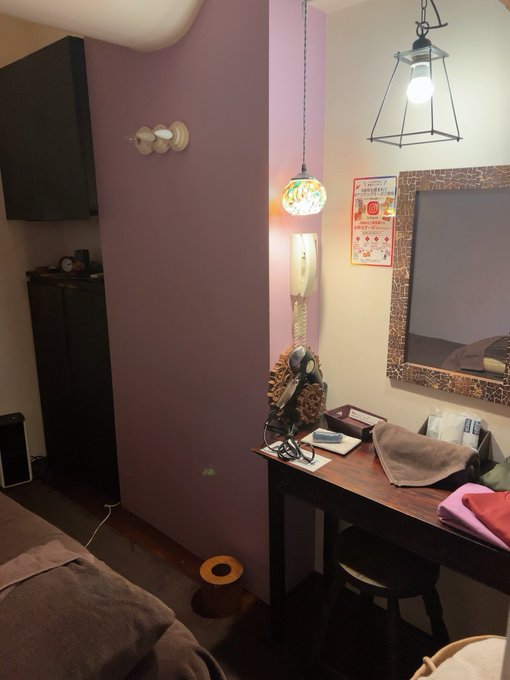 んで今日は体メンテ行ってきました✨💕 いつも担当の女の子に汗だくでメンテしてもらって感謝です✨ ありがとっ💕 https://t.co/RgdhqHQ1me