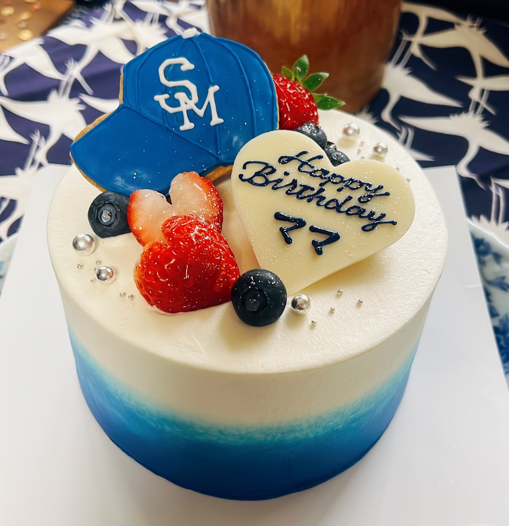 大谷 バースデーケーキ ボブルヘッド 誕生日 ドジャース 300個