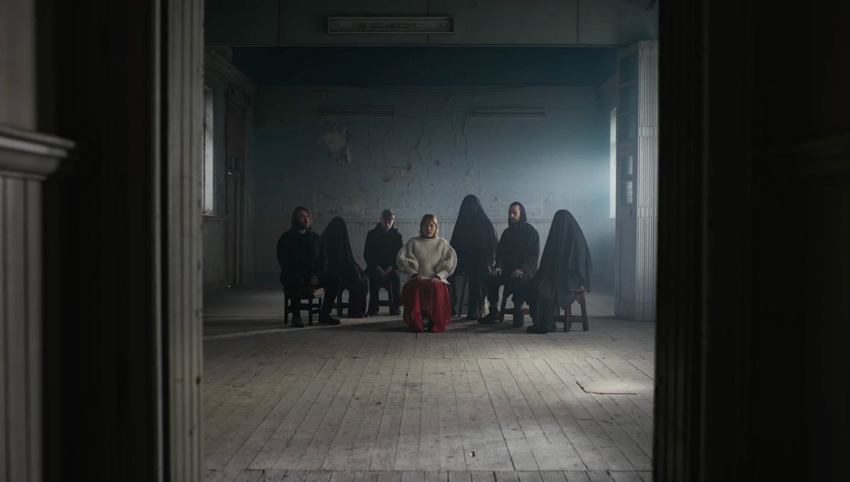 Fade_Out_Music's tweet photo. 2ª Entrada del repaso a las canciones favoritas de 2023!:  Lankum, Tate McRae, Water From Your Eyes, Duff McKagan + Jerry Cantrell, Pacifica, Voyou, Big Blood, Riton + Soaky Siren, Blur, Jacques, Felicita, Nicole Dollanger, Carla Olsen, Sleep Token,... https://t.co/taiRYialw5 https://t.co/POG9u489Ek