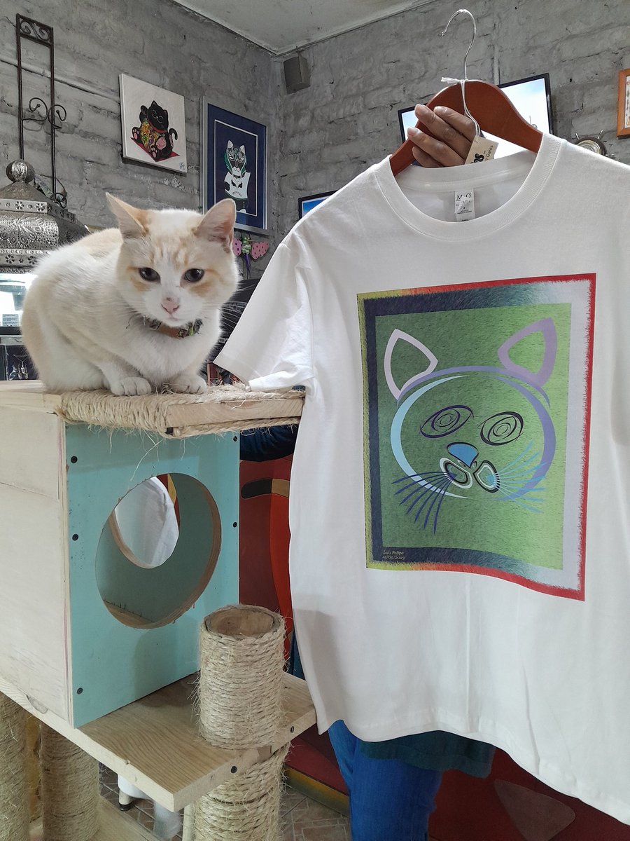 GarrosCCR's tweet image. #Ingeniería #aplicada #aplicada al #desarrollo de #diseño #visual , naturalmente #todoengatos,  y como se hace en #México,  para #GarrosGalería,  desde hace 18 años.
¿Incomprensible? Si eso crees, eres como un #gato.