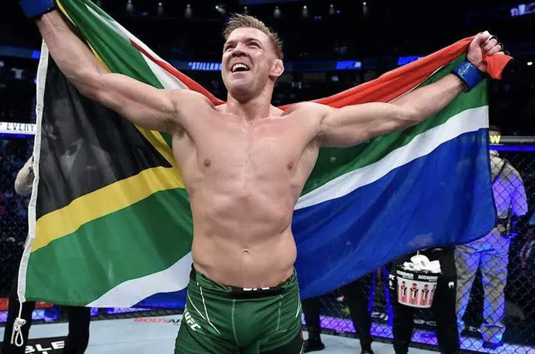 zizikodwa's tweet photo. South Africans, we have an Ultimate Fighting Championship (UFC) champion. Congratulations @dricusduplessis. You have raised our country’s flag. Enjoy the moment. You have made the whole country proud! #UFC297 @ufc @SportArtsCultur https://t.co/AzydP72iRH