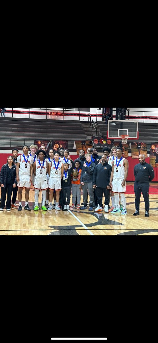 The Booker T. Washington Boys Basketball tweet media