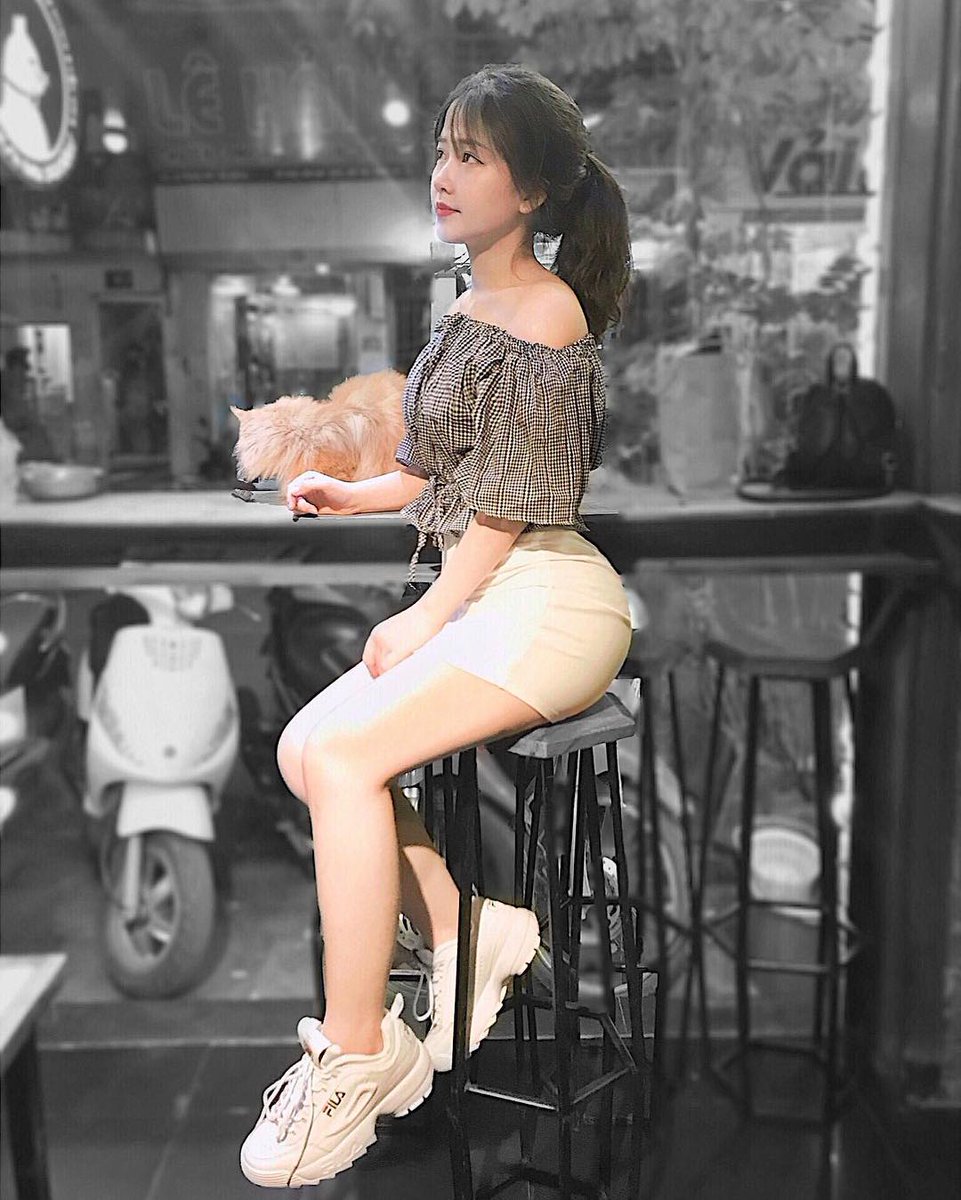 Our love story is my favorite chapter. 📚 ❤ t.coTh3MgbhaGJ 